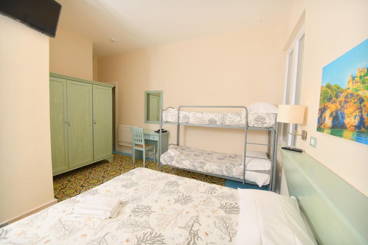 Albergo Atlantic ايسكيا المظهر الخارجي الصورة